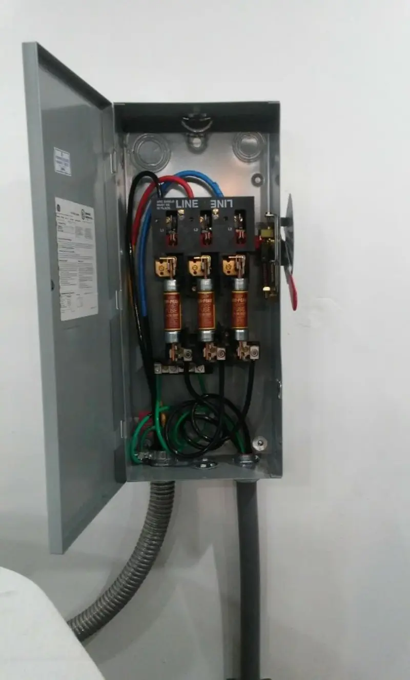 Three-phase disconnect switch installed for Electrical Wiring & Rewiring in Melrose Park